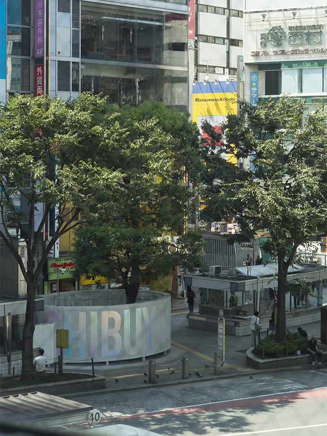 渋谷地下街 仮設空調室外機置場フェンス-4